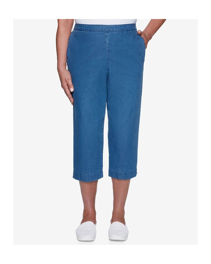 Petite Classics Pull-On Capri Pants Medium Denim $31.32 Jeans